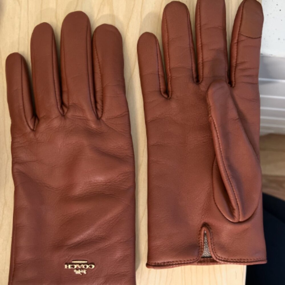 Coach Women's Tech Saddle Gloves